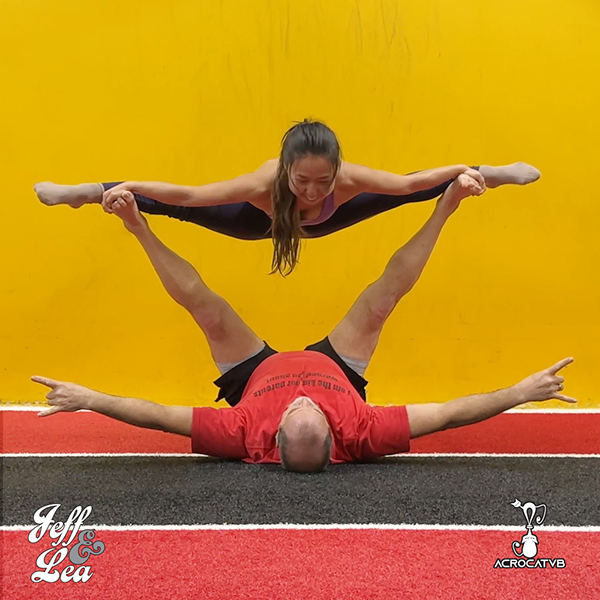 Double Splits Acro Yoga 757 Pose Acrocatvb